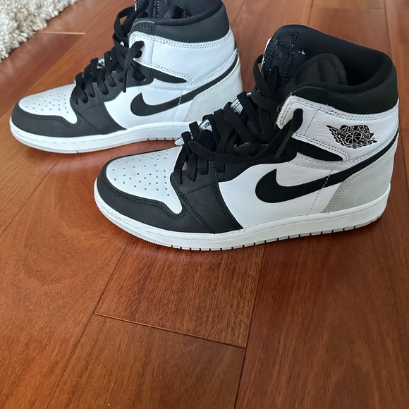 Air Jordan 1 High Retro OG Bleached Coral size 8 - Picture 7 of 8